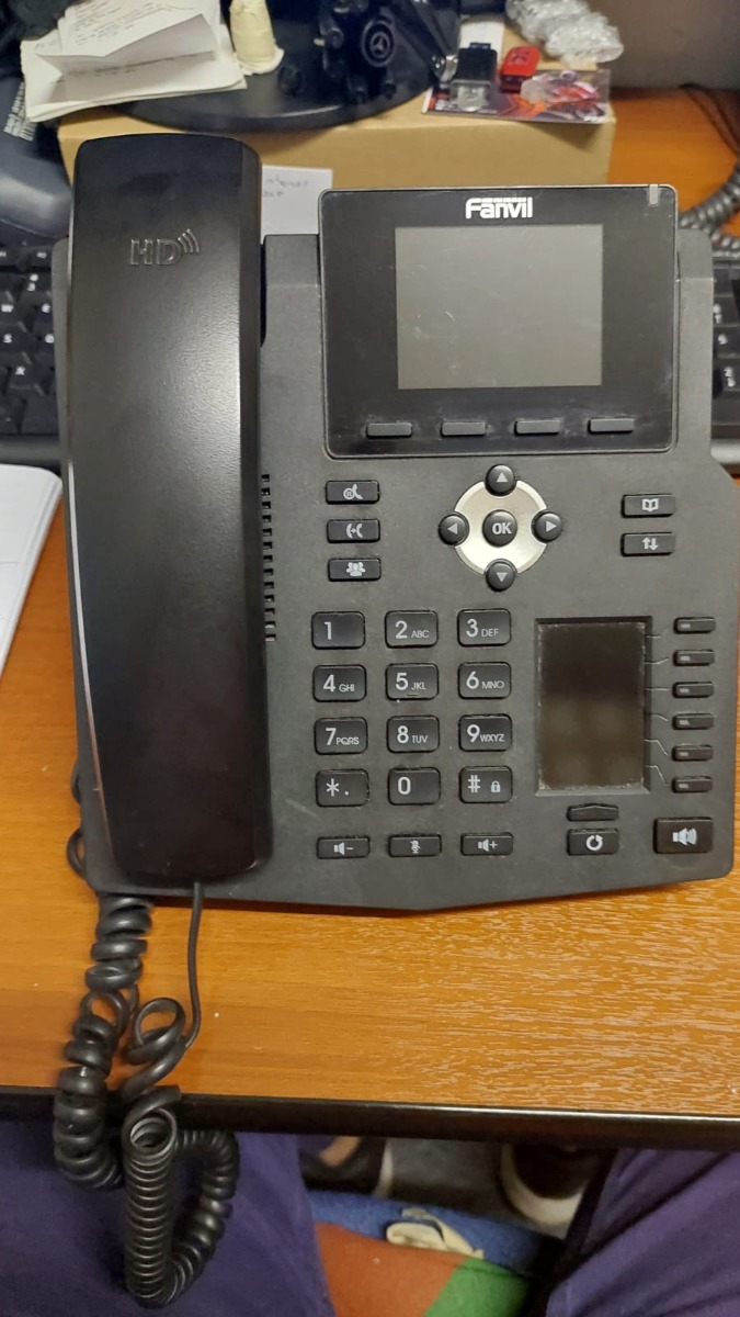 Telefono Fanvil X4 4lineas Gigabit 6 Blf Para Centrales Ip